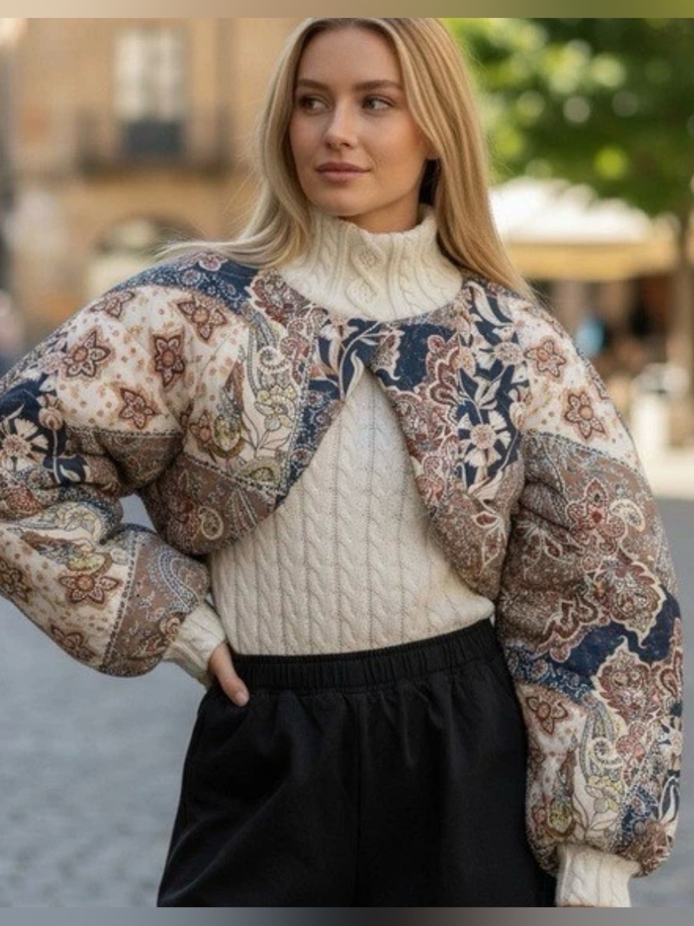 House of Harlow 1960 Quilted Turtleneck Shrug O/S